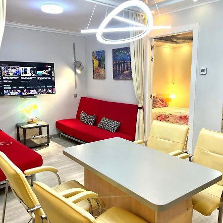 Camp Nou, Europa Fira - Modern Two-Bedroom Apartment With Heating L'Hospitalet de Llobregat Exterior foto