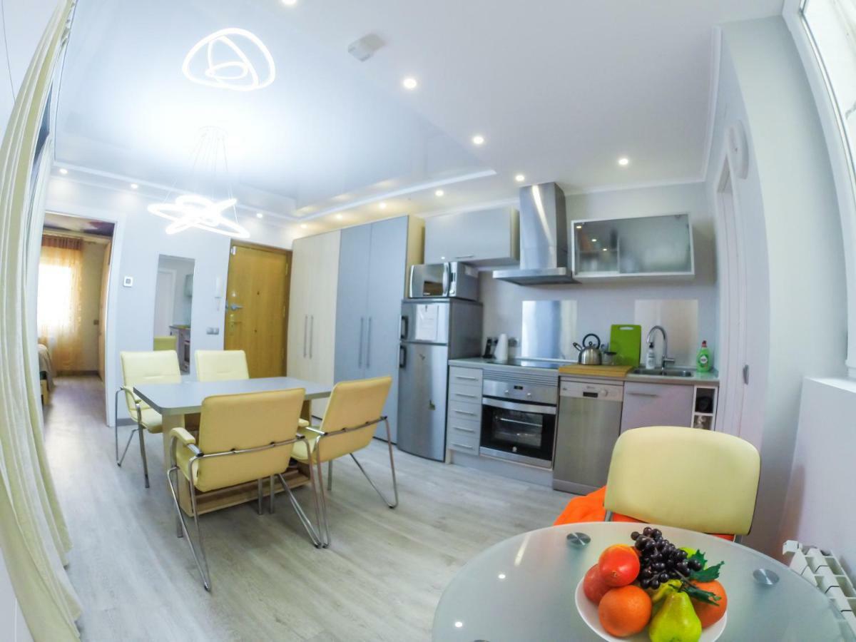 Camp Nou, Europa Fira - Modern Two-Bedroom Apartment With Heating L'Hospitalet de Llobregat Exterior foto
